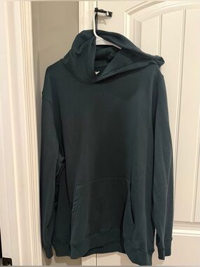 Avalanche Men’s Sweatshirt Hoodie NWOT